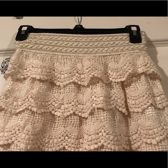M U.S.A. Lace tiered shorts - Picture 8 of 10